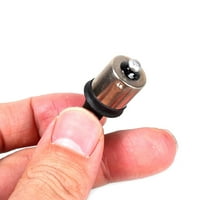 Spojite kabelski svežanj adaptera na utičnicu stražnjeg svjetla žice kabeli konektori utikač na utikač